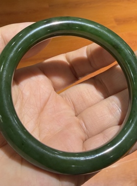 新疆和田碧玉籽料手镯 宝宝锁甜甜圈 貔貅手把件玉石雕刻培训学校