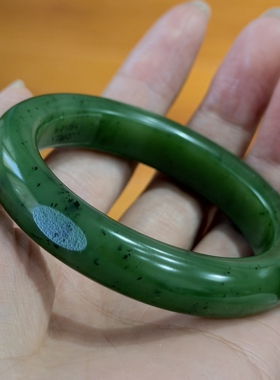 私家定制新疆和田碧玉籽料手镯吊坠挂件和田玉石雕刻培训学校54圈