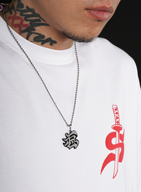 SUC群起联名梁维嘉石心纪念项链