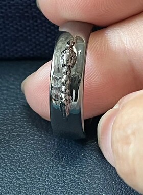 不丹g师及宗s师做的,只加法戒,表层缘起色会因个人因缘而变不同色