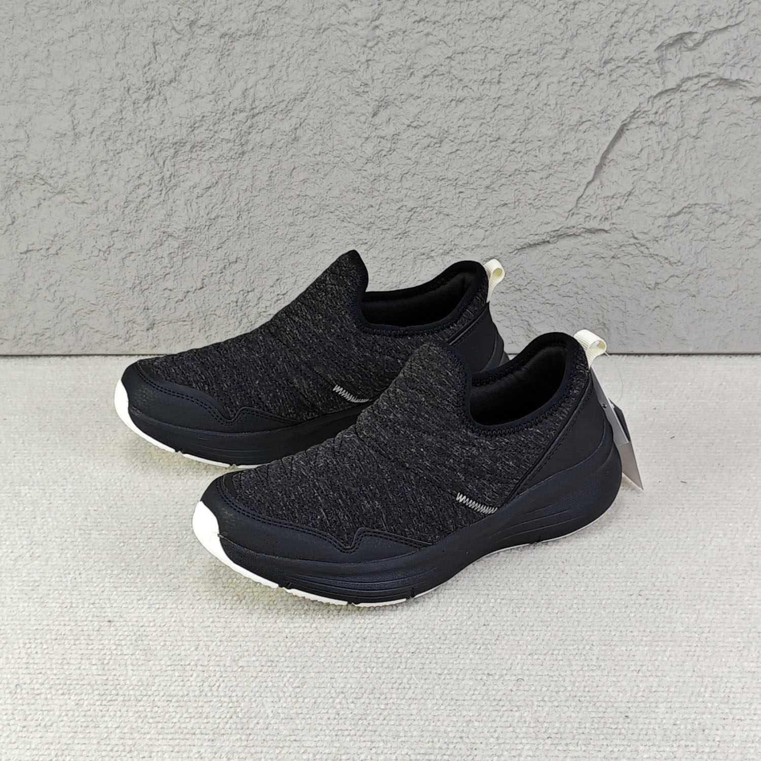 售5390日元！日单女款休闲厚底健步鞋轻便透气时尚百搭一脚蹬女鞋,淘宝优惠券,粉丝福利购,淘宝优惠卷