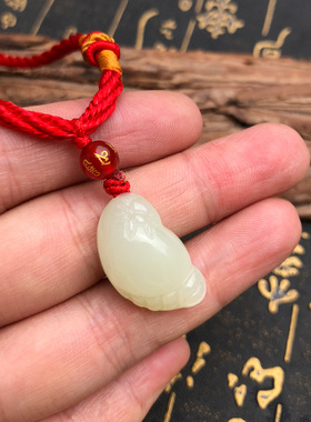 天然和田玉小脚丫吊坠转运护身白玉宝宝款项链知足常乐送证书