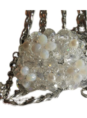 钛钢毛衣链女秋冬2021年新款潮长款小众水晶包包吊坠装饰双层卫衣