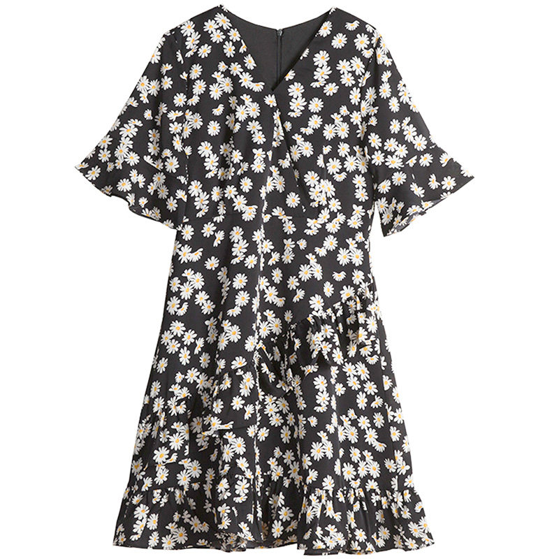 欧阿玛施旗2020夏新款气质小雏菊女 女人天生是妖精呀连衣裙