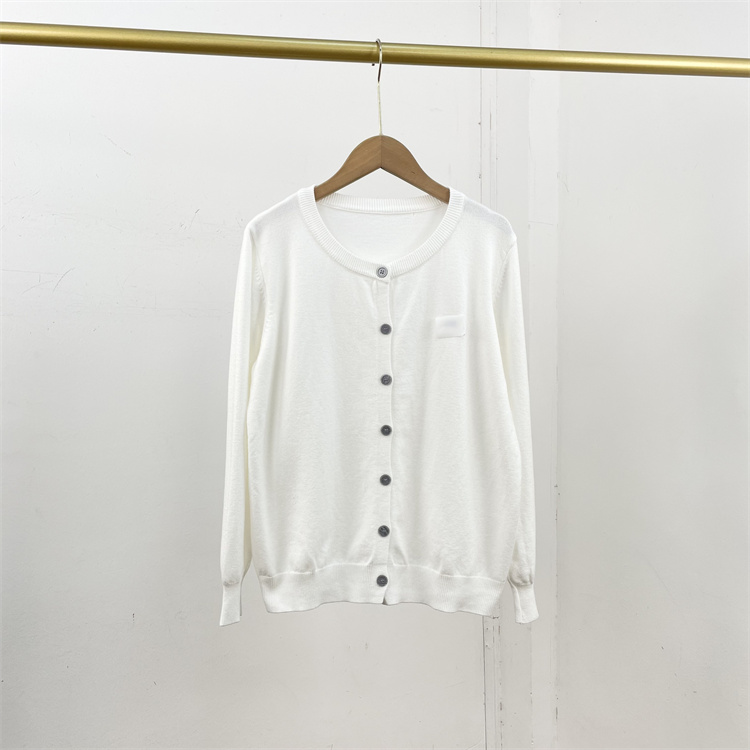 E1大牌好款~秋冬毛衣开衫~25新款温柔减龄女士软糯百搭款针织开衫 - 图1