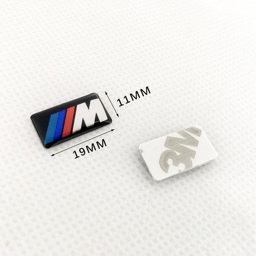 适用于宝马轮毂方向盘小m标志车标1系2系34567系X5X6车轮小标字母 - 图1