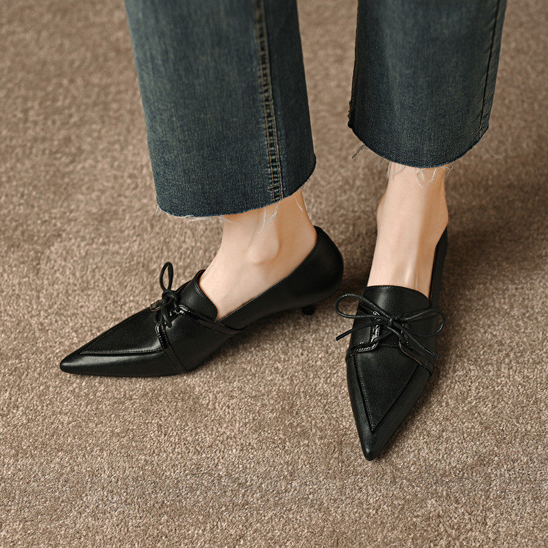 显瘦小跟单鞋女早春新款时尚通勤百搭真皮细跟尖头系带深口猫跟鞋,淘宝优惠券,粉丝福利购,淘宝优惠卷