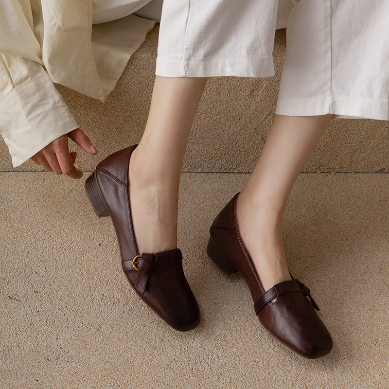 巨软真皮3cm粗跟单鞋女早秋新款法式复古百搭方头低跟浅口小皮鞋 - 图0
