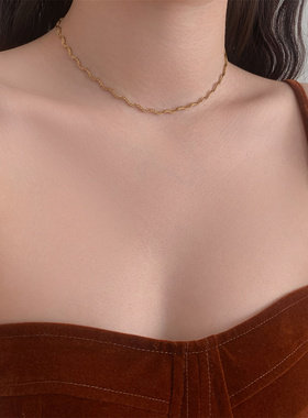 岚屿高保色泡面线条颈链