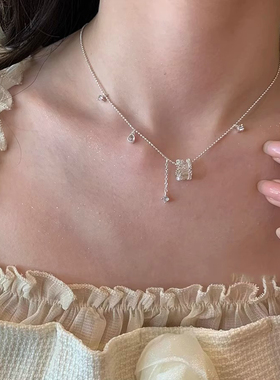 轻奢高级感颈链小众设计超闪