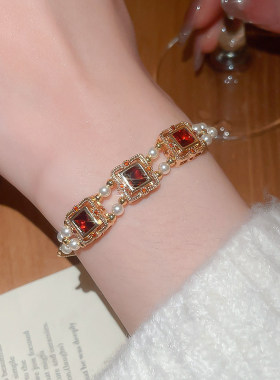 高级感锆石方形花朵串珠吊坠手链