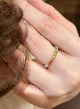 创意彩色排钻戒指女轻奢高级感多巴胺彩虹渐变开口指环少女新款潮