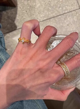 网红热销款十字鸢尾花戒指女复古轻奢高级感锆石开口指环女友礼物