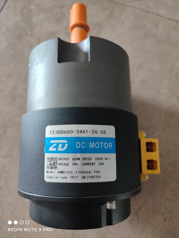 杭州电叉车CBD15-A2MC1行走驱动电机AMB155-110004-700.24V650W. - 图0