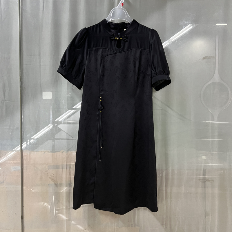 艾AN52-L028商场专卖2024夏时尚品质女装新中式国风气质连衣裙子
