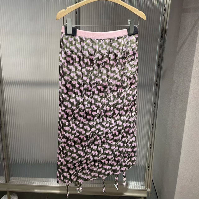 Color-blocked webbing pleated printed straight skirt