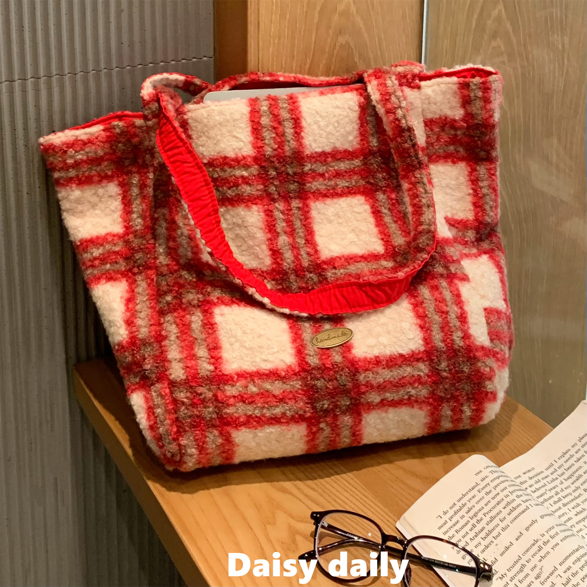 新年红格纹毛绒双面托特包女2025秋冬新款大容量通勤单肩手提包包,淘宝优惠券,粉丝福利购,淘宝优惠卷