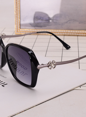 高级方形带钻防晒女款太阳镜