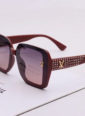 茶色墨镜女复古方形带钻防晒偏光太阳镜女款高级感户外星空黑色新