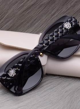 山茶花方形女士偏光太阳镜