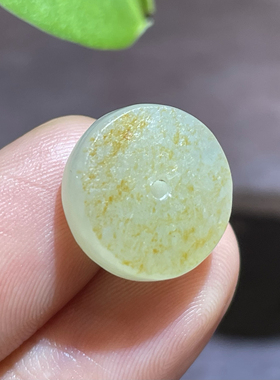 天然新疆和田籽料平安扣精美佩戴级黄皮白玉吊坠项链坠