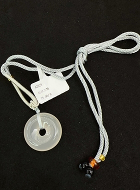 天然白冰玉髓吊坠项链小众高级感国风复古相思豆平安扣佛公颈链女