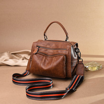 European and American fashion light extravagant retro genuine leather handbag Pack woman 2022 new tide 100 hitch a large capacity single shoulder travel bag