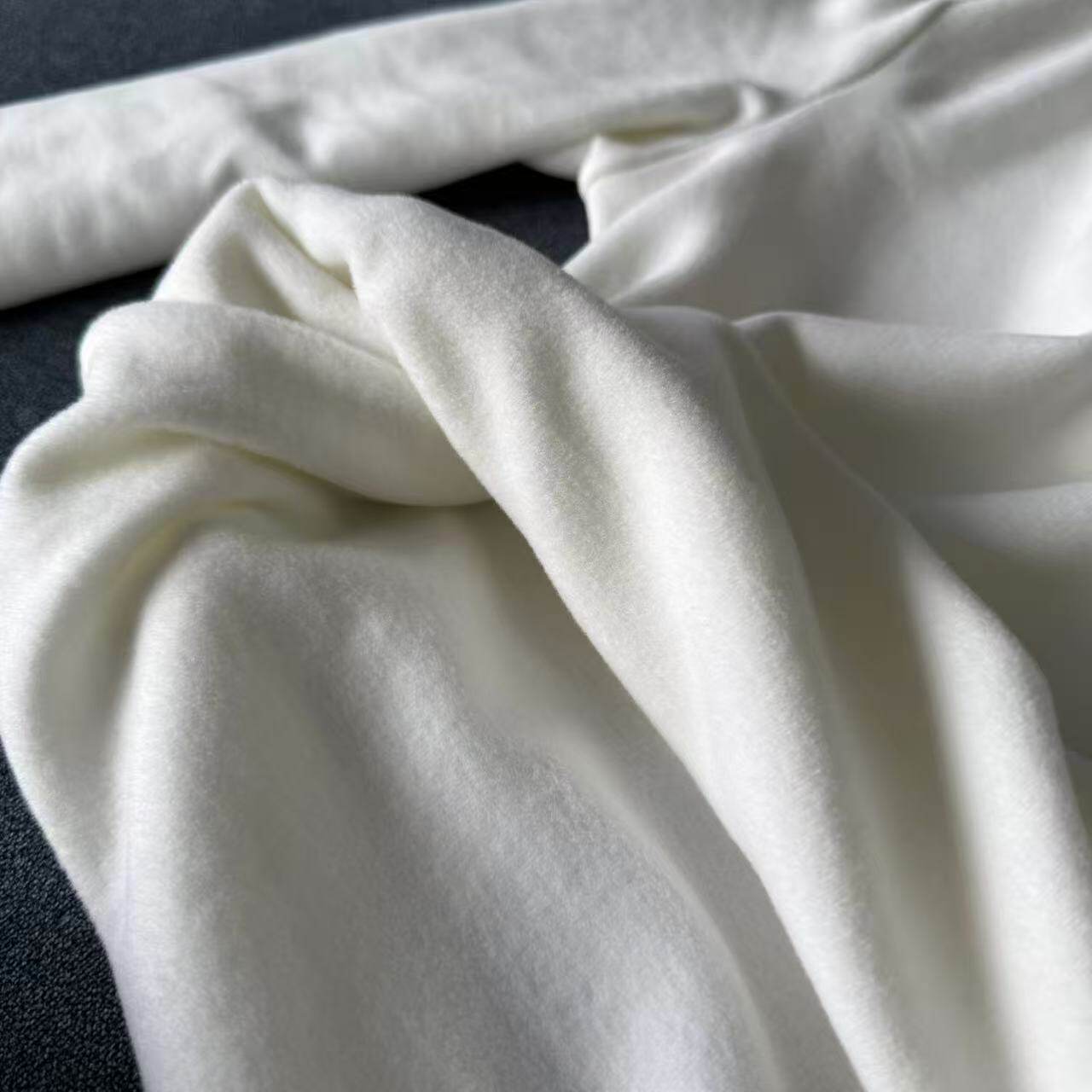 【盲入系列 巨软强推！】A类340G真德绒半高领双面磨毛保暖女打底 - 图2