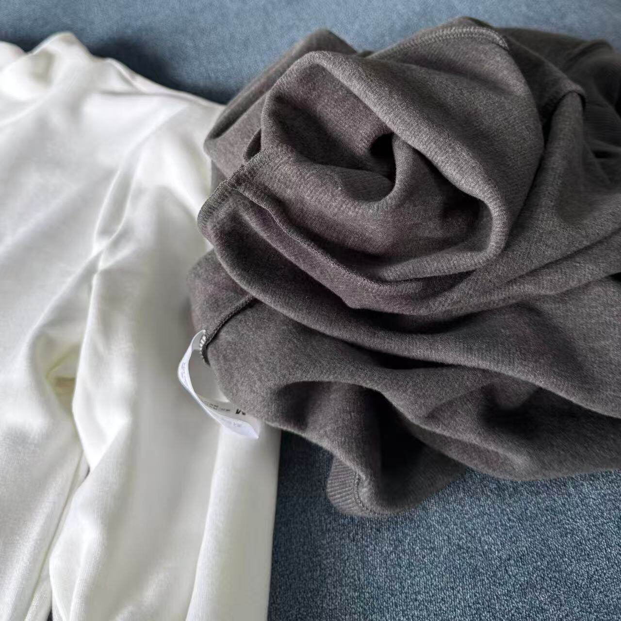 【盲入系列 巨软强推！】A类340G真德绒半高领双面磨毛保暖女打底 - 图1