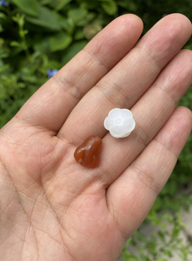 CC雕刻天然和田玉白玉莲蓬南红佛手吊坠原创设计手工小众滴溜