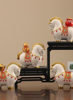 生肖马国潮风招财马上有钱摆件