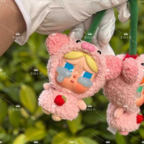 泡泡玛特哭娃CRYBABY爱神的眼泪系列搪胶潮流挂件diy娃衣衣服 - 图1