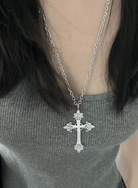 Willa｜小众设计bm同款银色十字架项链男女同款雕花朋克复古项链