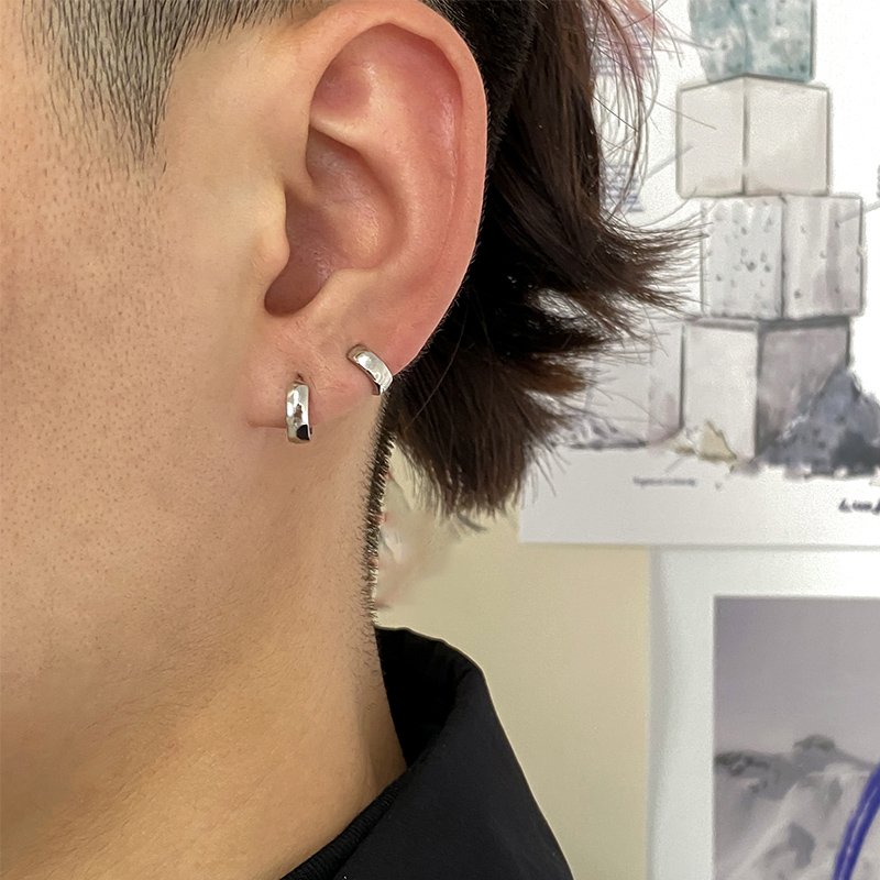 S925纯银简约耳圈男女银素圈耳环光面耳扣2022年新款原创耳钉耳饰 - 图1