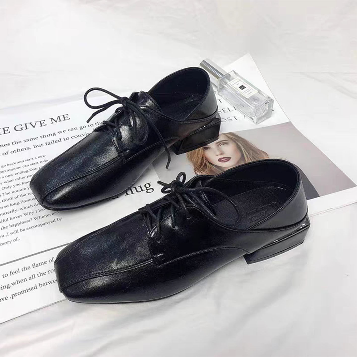 英伦风小皮鞋女2025年春秋新款复古百搭粗跟深口方头真皮系带单鞋,淘宝优惠券,粉丝福利购,淘宝优惠卷