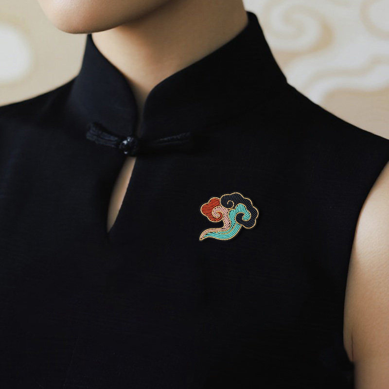 新中式中国风瑞气祥云胸针印度丝手工刺绣衣服别针配饰领口防走光,淘宝优惠券,粉丝福利购,淘宝优惠卷