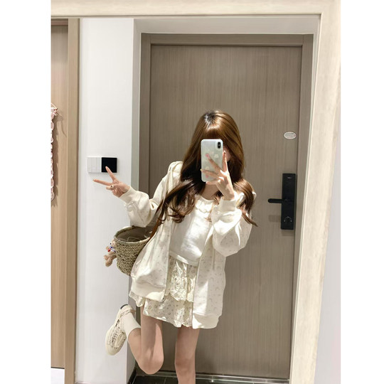 Sudadera floral extragrande con capucha para mujer