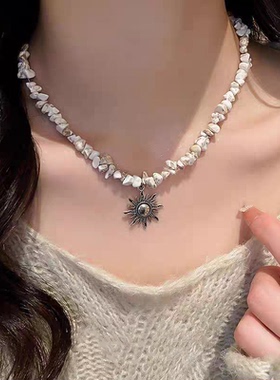 复古太阳神白色碎石项链男ins小众个性痞帅潮牌民族高级锁骨链女