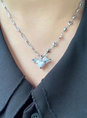 鼓面爱心拼接天使之翼宝石吊坠项链心形锁骨链女