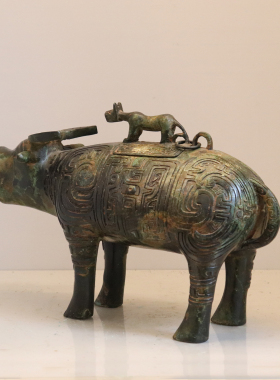 三千年岐山水牛酒器，亲切+美感