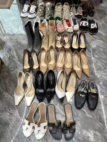 高价回收二手奢侈品品牌新旧衣服回收鞋子回收首饰包包黄金名手表 - 图2