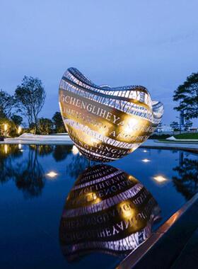 大型不锈钢流水雕塑加工镜面月亮镂空圆环发光水景园林景观摆件