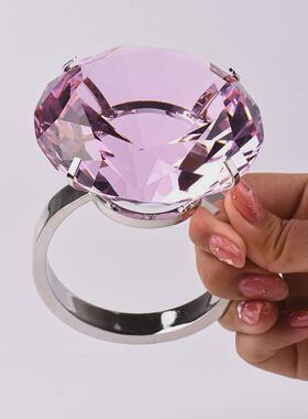 砖石戒指女水晶超大钻戒玩具仿真假钻石道具结求婚七夕情人节表白
