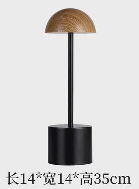 软装现代意式实木铁艺帽托样板房创意搭配家居衣帽间艺术饰品摆件