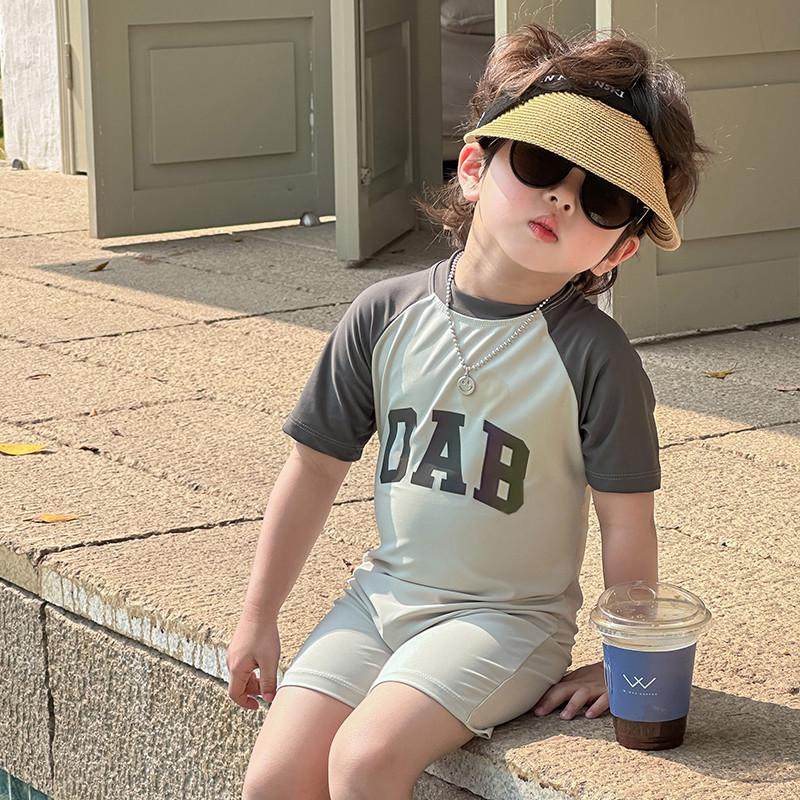 儿童连体泳衣男童ins男孩字母速干游泳衣时尚宝宝沙滩泳裤套装,淘宝优惠券,粉丝福利购,淘宝优惠卷