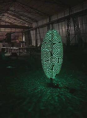 户外大型不锈钢镂空球月亮圆环镜面雕塑大型金属水景定制源头厂家