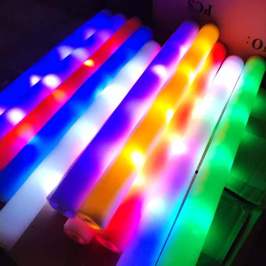 七彩发光海绵棒演唱会荧光棒泡沫荧光棒定制酒吧KTV助威LOGO广告