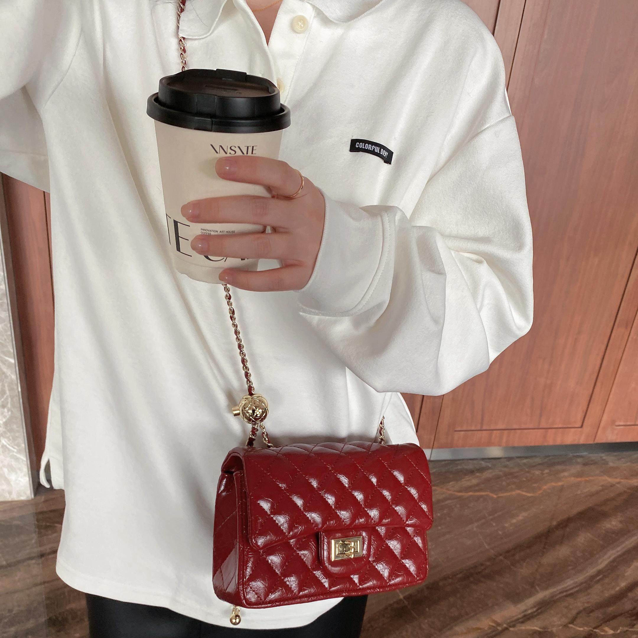 SEOULCHIC 高级感油腊皮车缝线腋下包2024秋冬单肩斜挎包链条包,淘宝优惠券,粉丝福利购,淘宝优惠卷