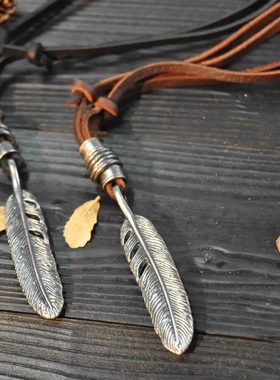 新款欧美复古ins个性文艺天使的翅膀吊坠时尚男女牛皮绳合金项链