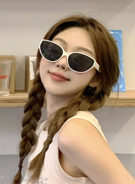 女款高级感猫眼显脸小墨镜小红书